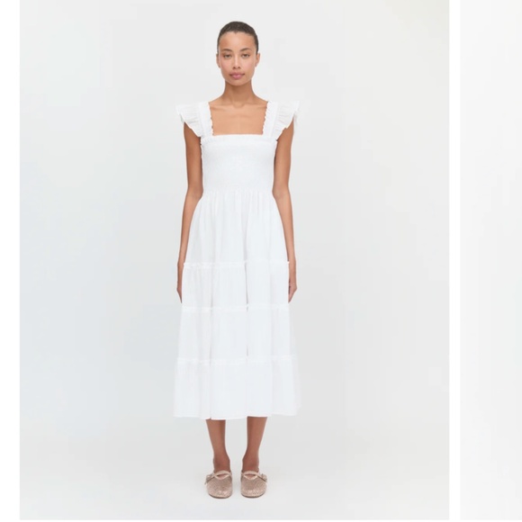 Hill House Dresses & Skirts - Hill House The Ellie Nap Dress White Size Small  Swiss Dot